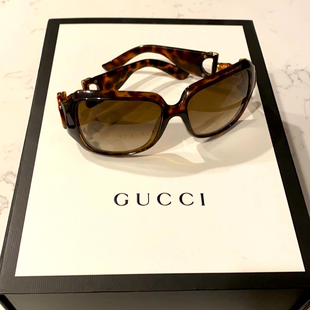 Gucci sunglasses